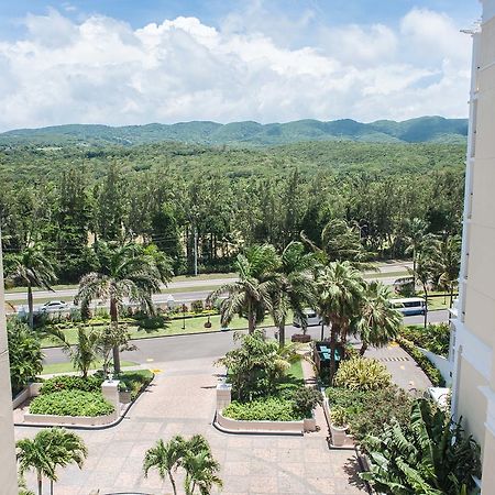 Palmyra Luxury Beach Condos Montego Bay Kültér fotó