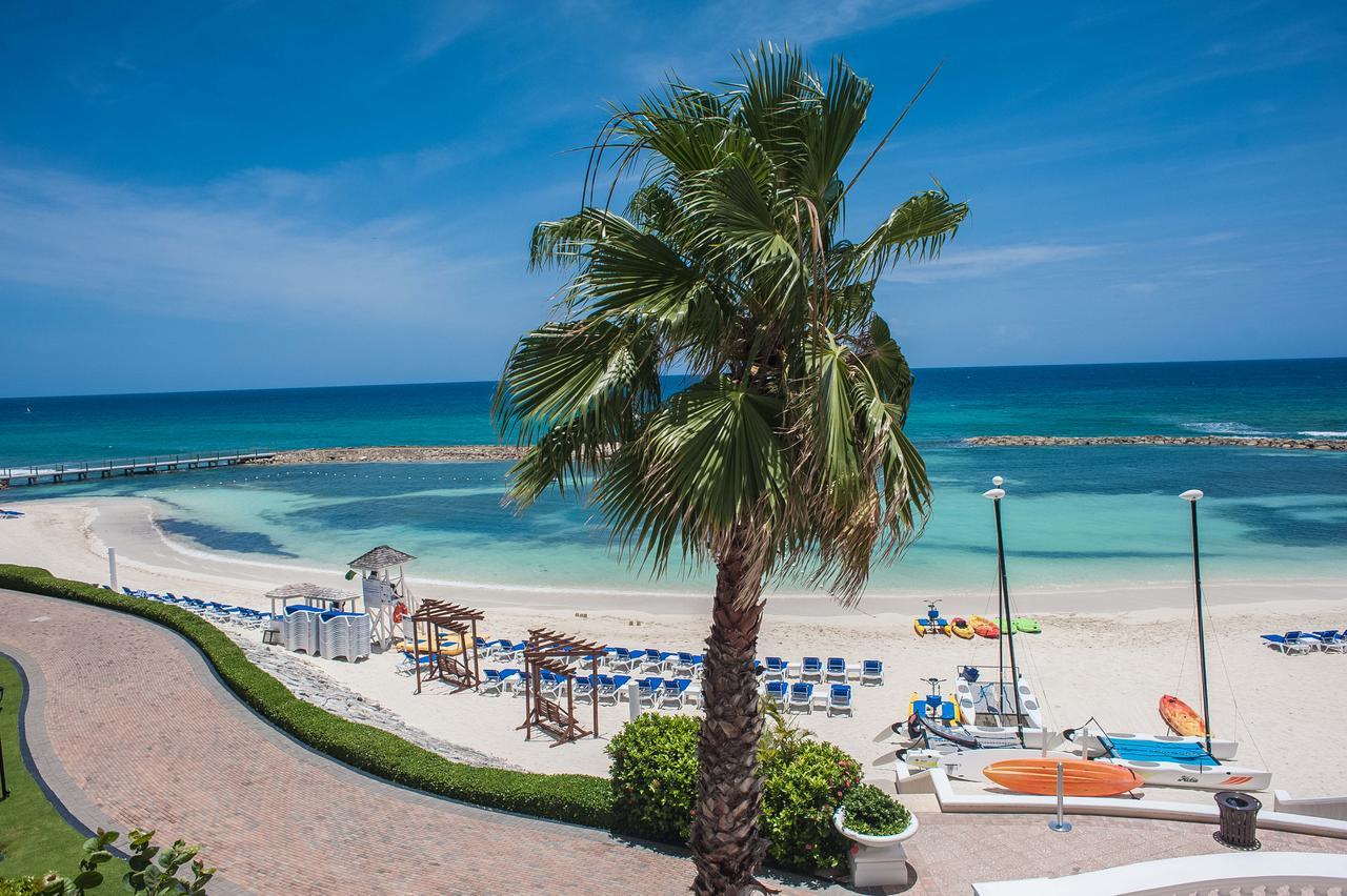 Palmyra Luxury Beach Condos Montego Bay Kültér fotó